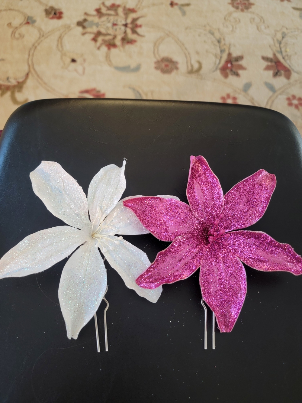 Nrw Nwot Glitter Floral Hair Pins - Pink and White